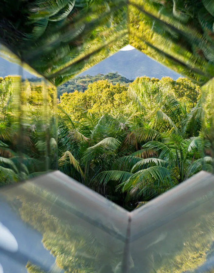 Olafur Eliasson, Viewing Machine, 2001, Inhotim