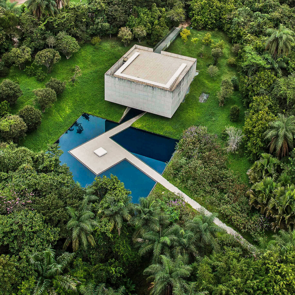 Galeria Adriana Varejão, Tacoa Arquitetos, 2008. [vista aérea]. Foto: Marcelo Coelho.