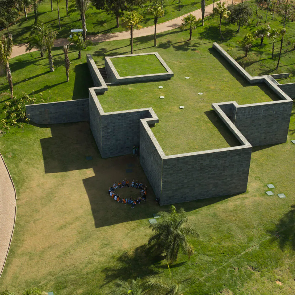 Galeria Cosmococa, Arquitetos Associados, 2010, [vista aérea].Foto: Marcelo Coelho