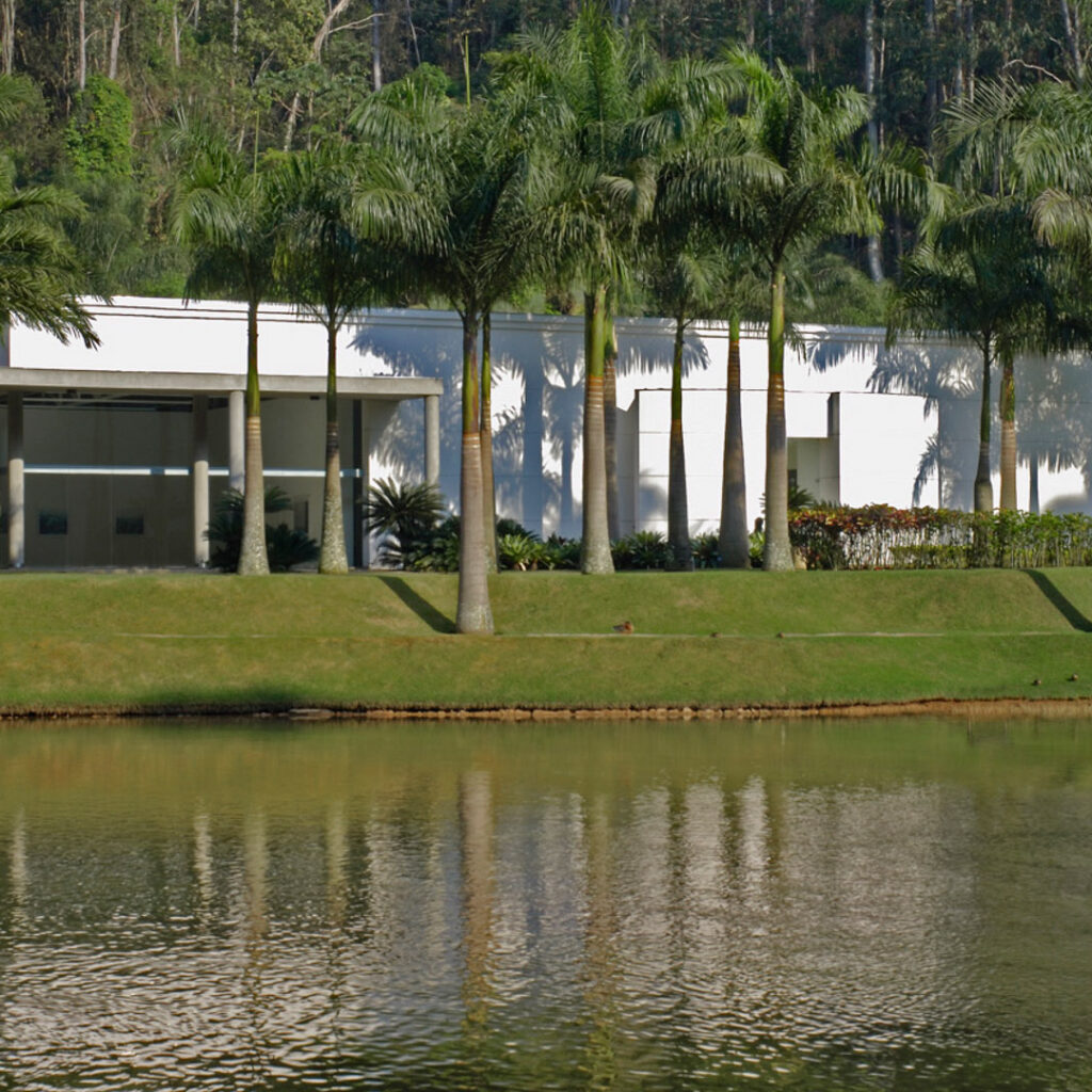 Galeria Mata, Paulo Orsini, 2002. Foto: Eduardo Eckenfels