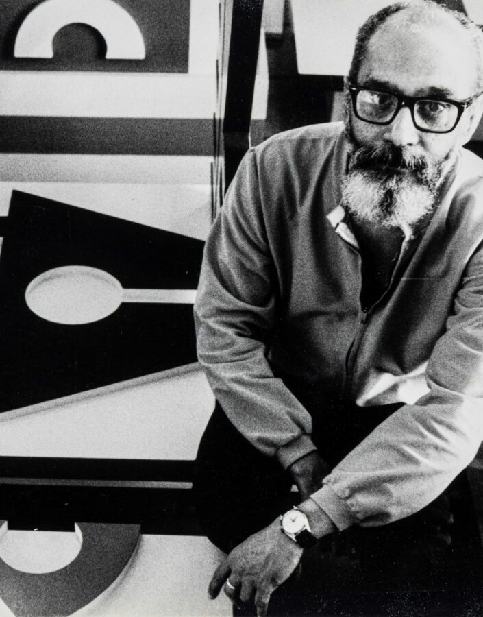 Exposição com obras de Rubem Valentim e outros artistas chega à Galeria Lago no dia 23 de setembro.