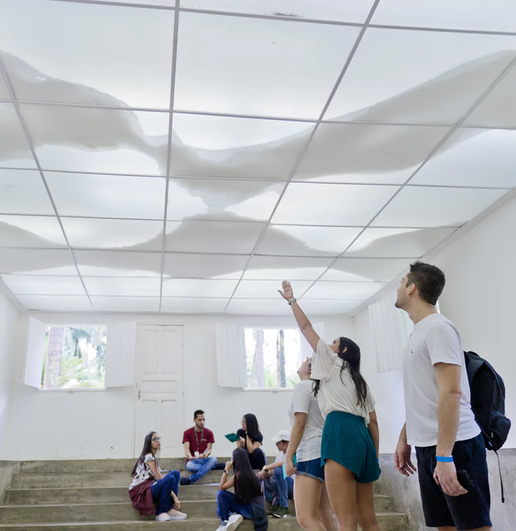 A programação do Educativo Inhotim é gratuita para visitantes e destinada a pessoas de todas as idades. Foto: Acervo Inhotim