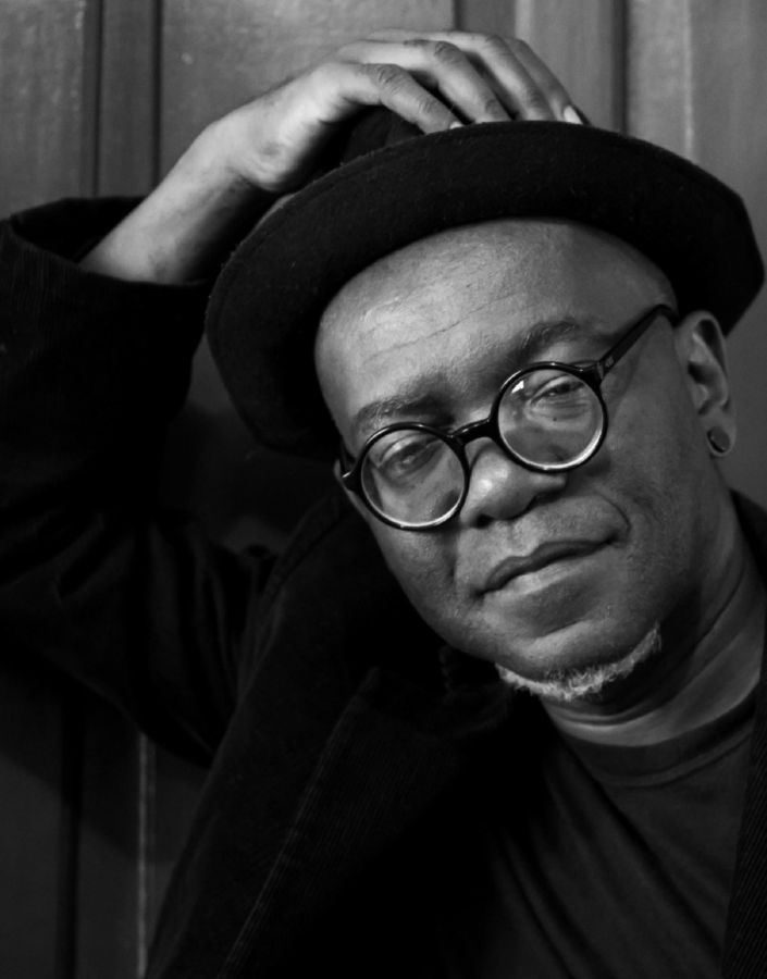  A estreia de “O que é...?” será em 24 de março, com a pergunta “O que é uma pedra?”. 