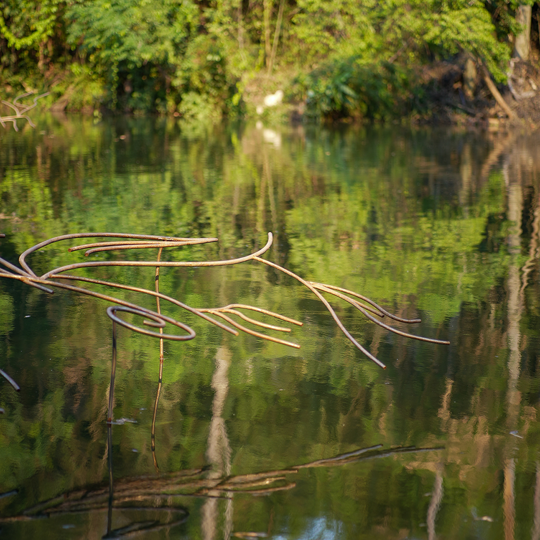 20 metal pieces will be displayed at the lake near Mata Gallery and True Rouge Gallery. Photo: Ana Clara Martins