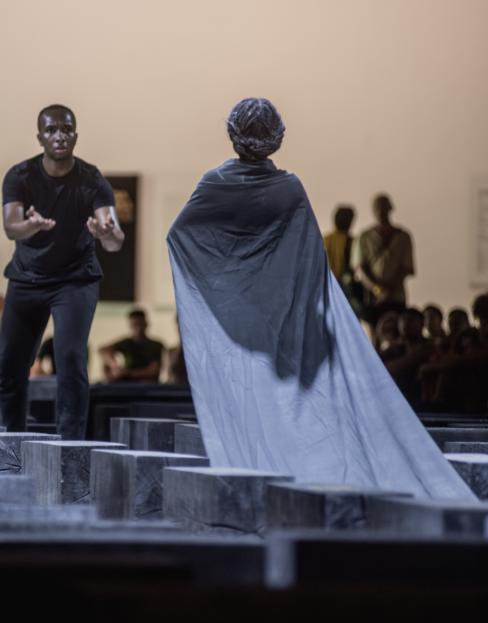 Performance de Grada Kilomba, oficinas e visitas panorâmicas são destaques do mês de fevereiro no Inhotim. Foto: Daniela Paoliello