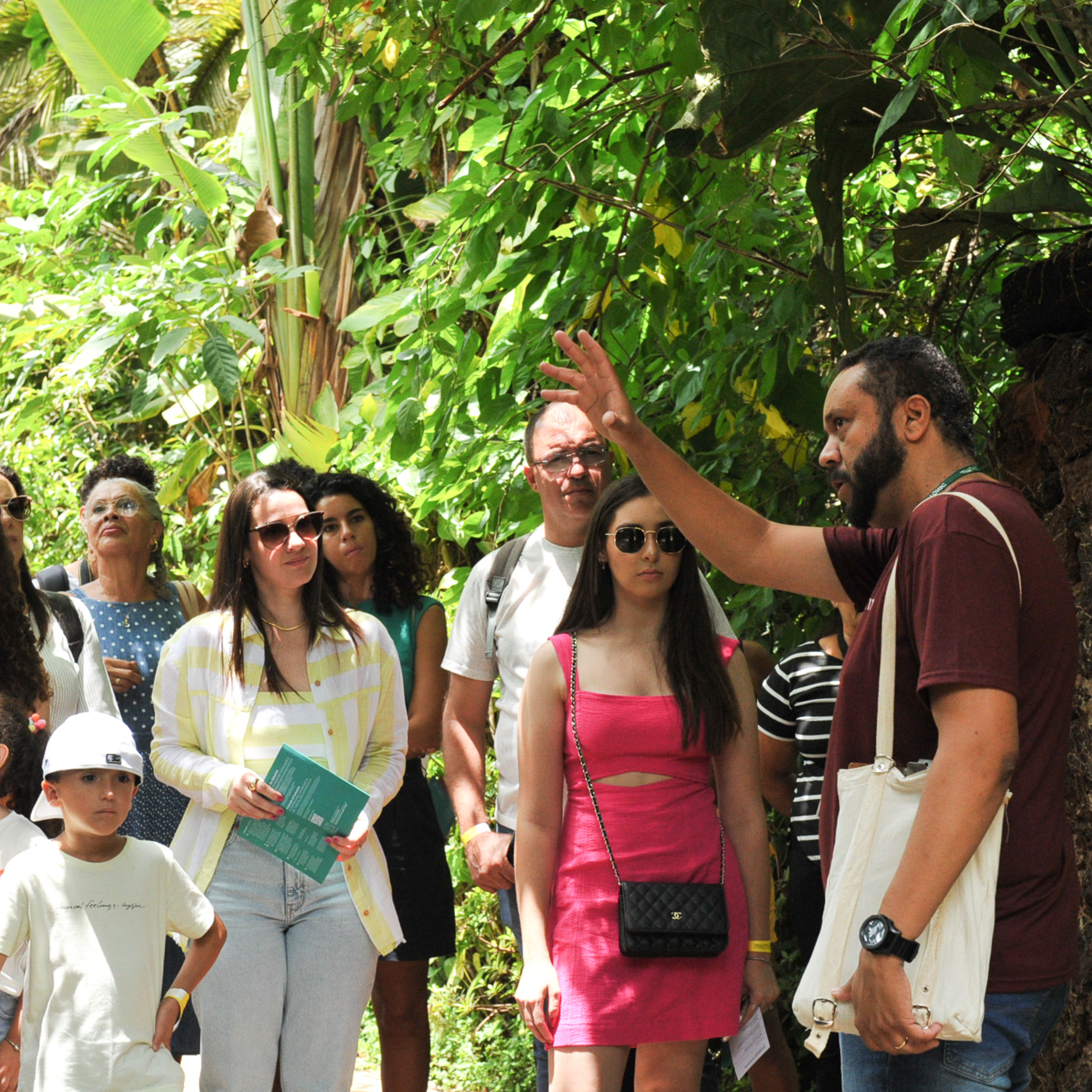  Participe das visitas temáticas do Inhotim. Elas são gratuitas para visitantes e destinadas a pessoas de todas as idades. Foto Ana Clara Martins