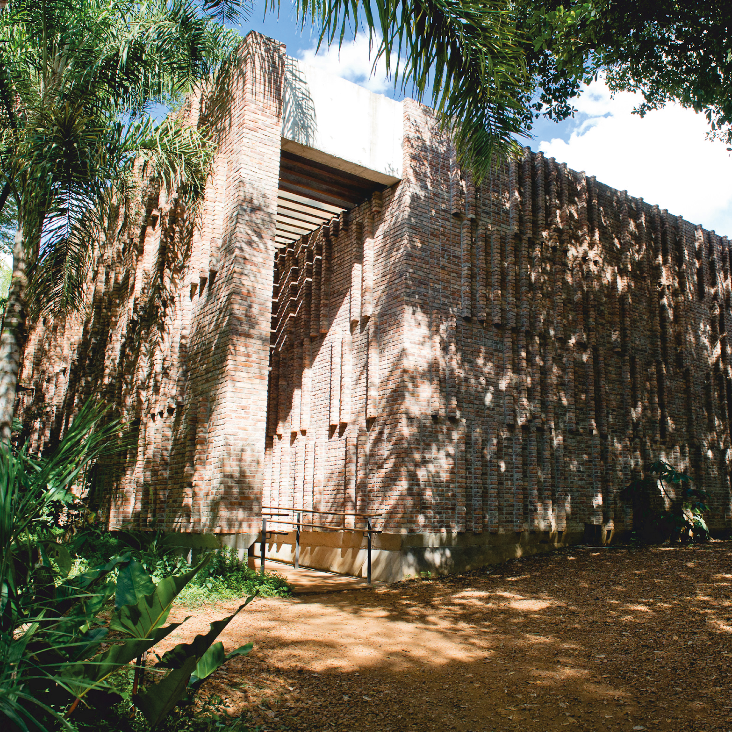 A programação do Seminário Internacional Transmutar aborda temas relevantes para a vida na Terra, nas intersecções entre ciências, artes e educação.. Foto William Gomes